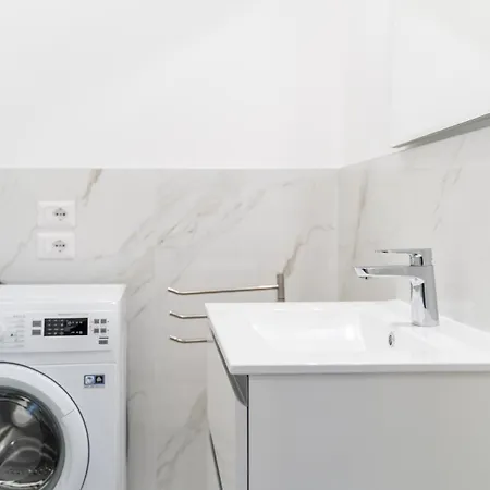 Il Riflesso Del Apartman *